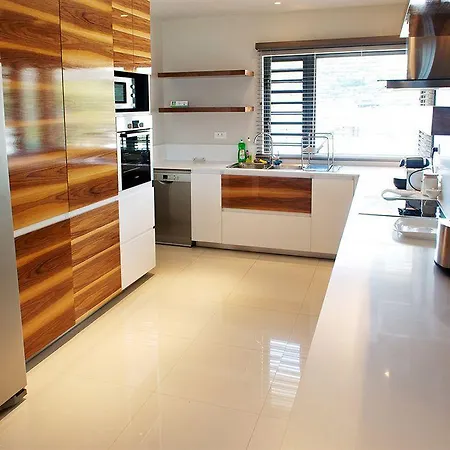 Leora Luxury Accommodation By Dream Escapes